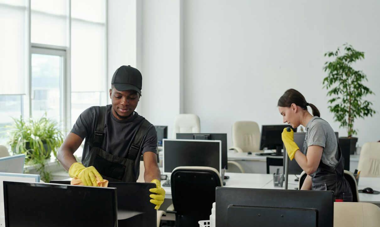 Best Office Cleaning Checklist for a Productive Workplace